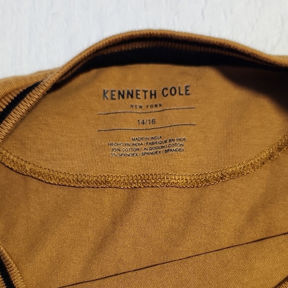 Kenneth Cole Kids Tan T-Shirt - Picture 2 of 3